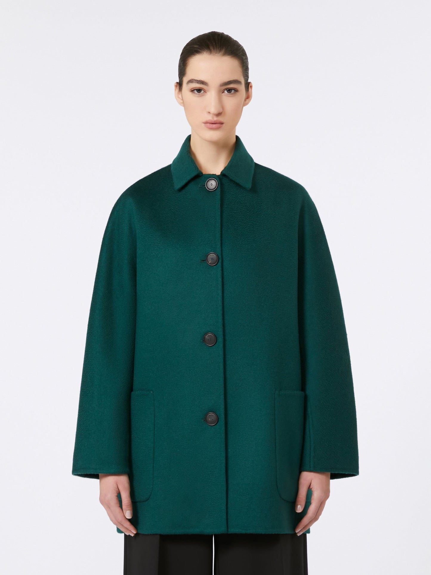 Short pure cashmere coat