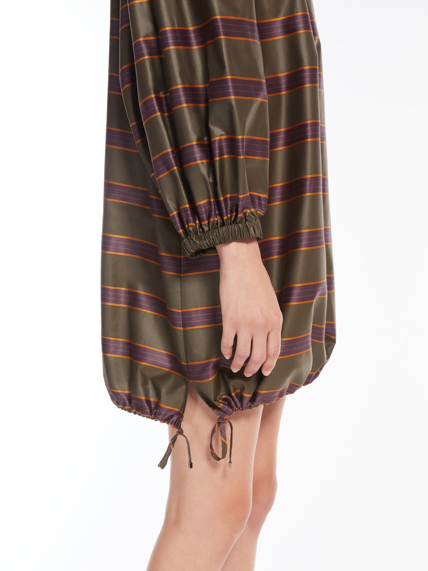 Off-the-shoulder dress in a cotton blend