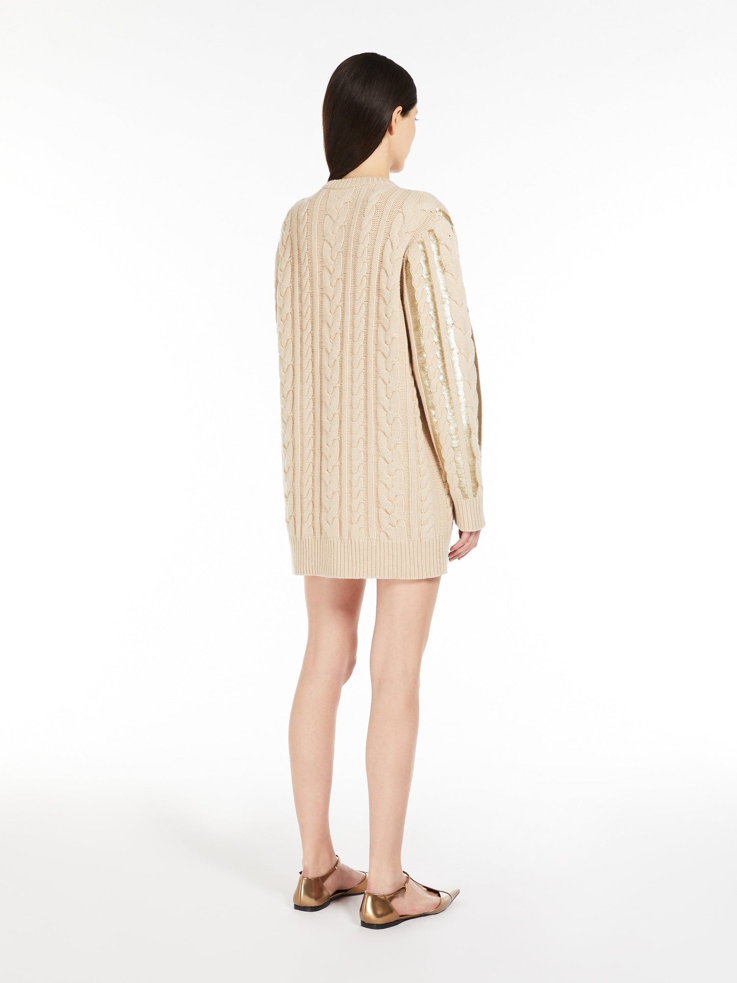 Short wool and cashmere dress