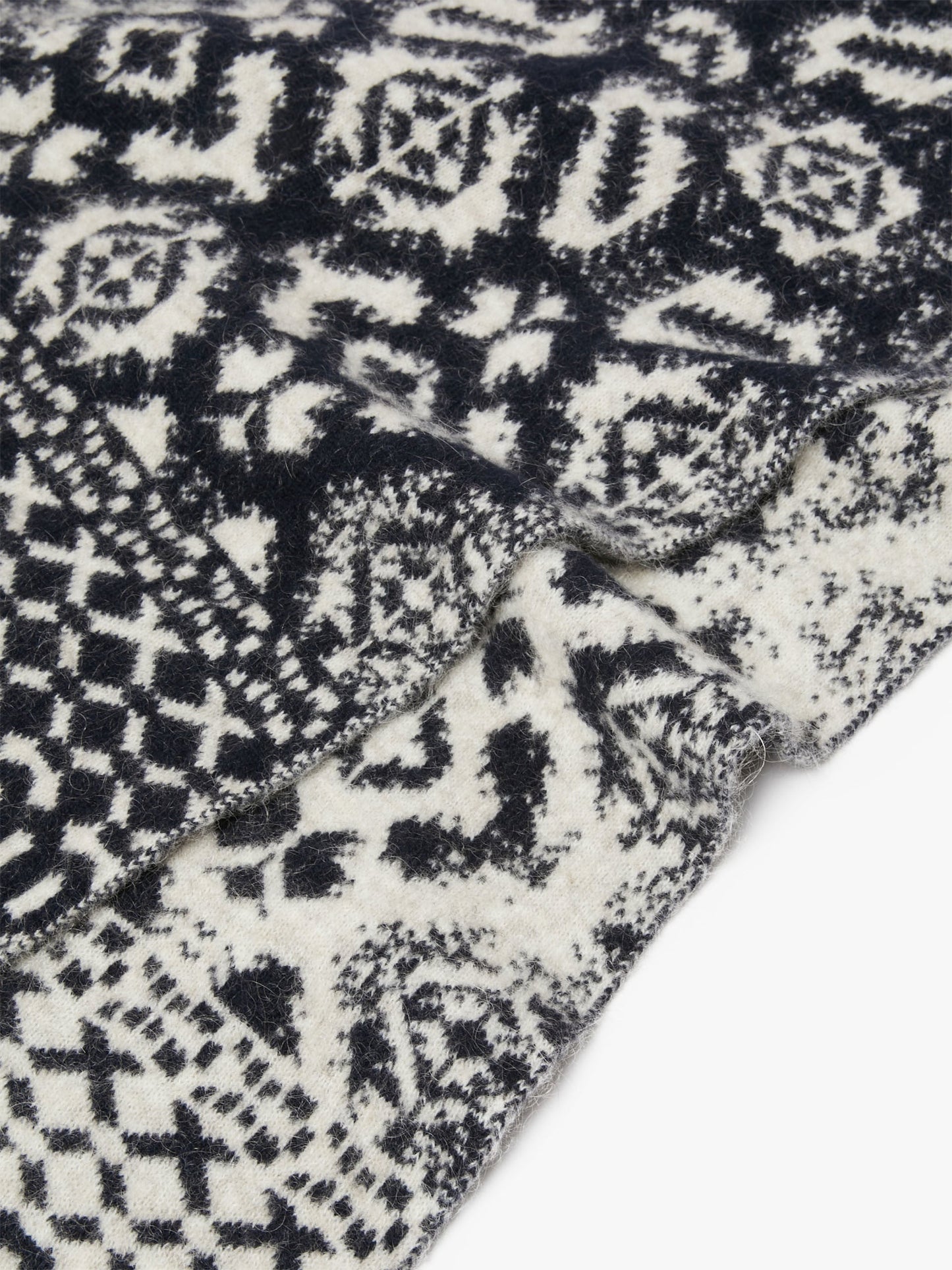 Jacquard-knit wool and mohair scarf