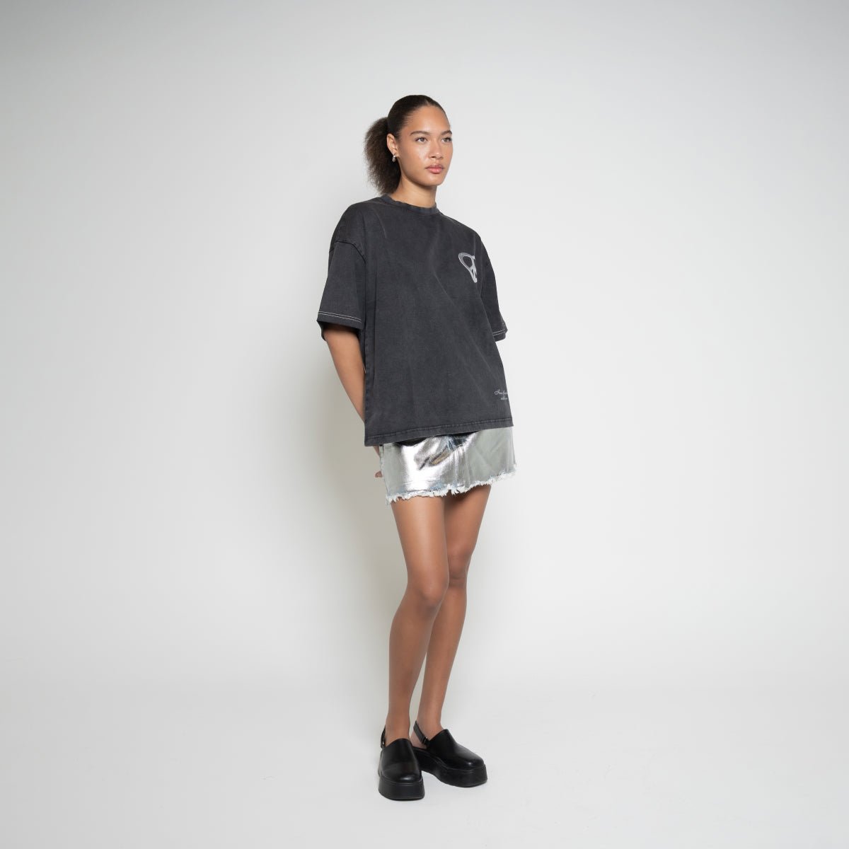 Peace & Love Graphic T-Shirt – Vintage Black