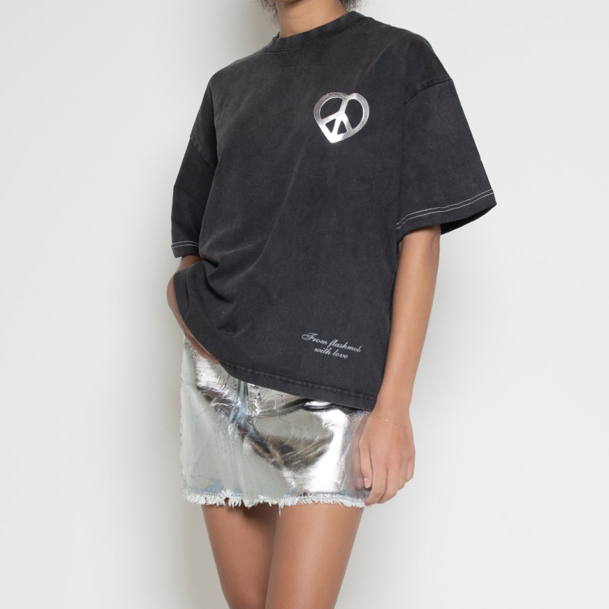 Peace & Love Graphic T-Shirt – Vintage Black
