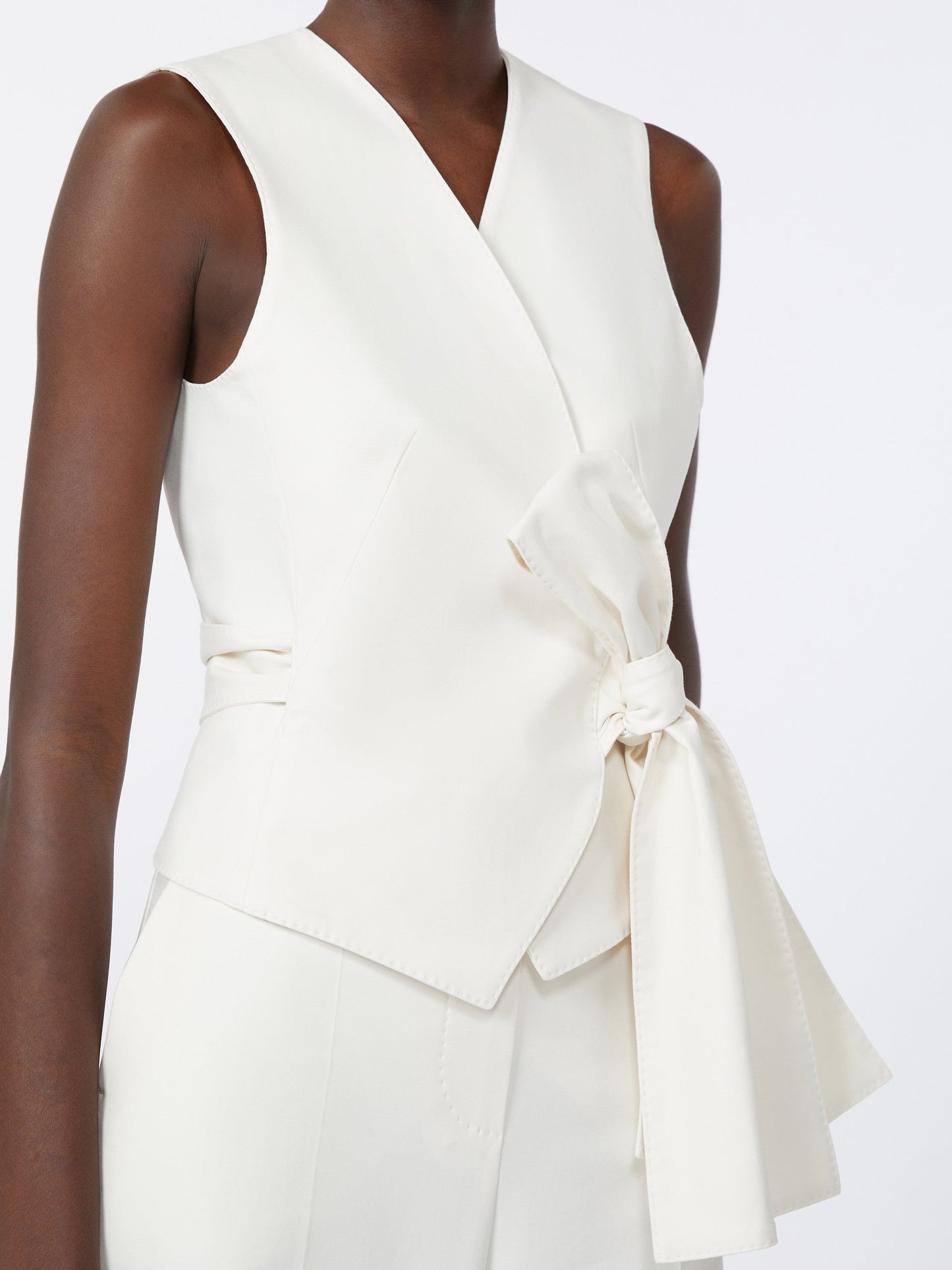 Slim-fit cotton canvas gilet