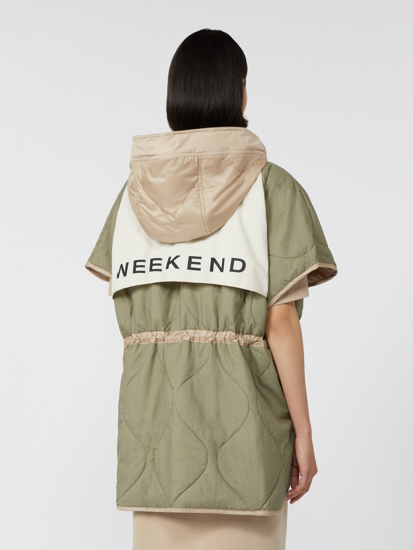 Reversible water-repellent canvas cape