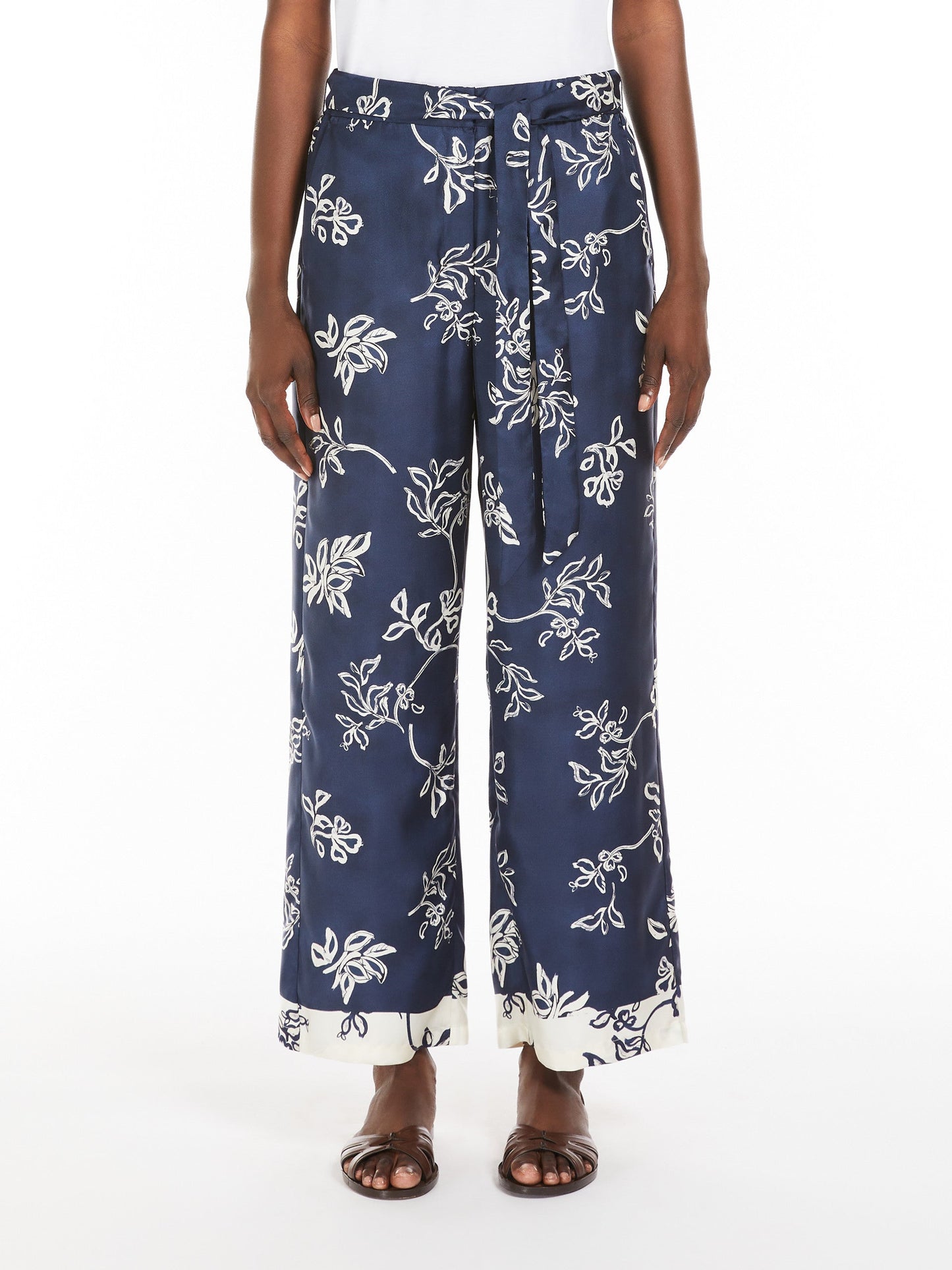 Printed silk belted trousers
