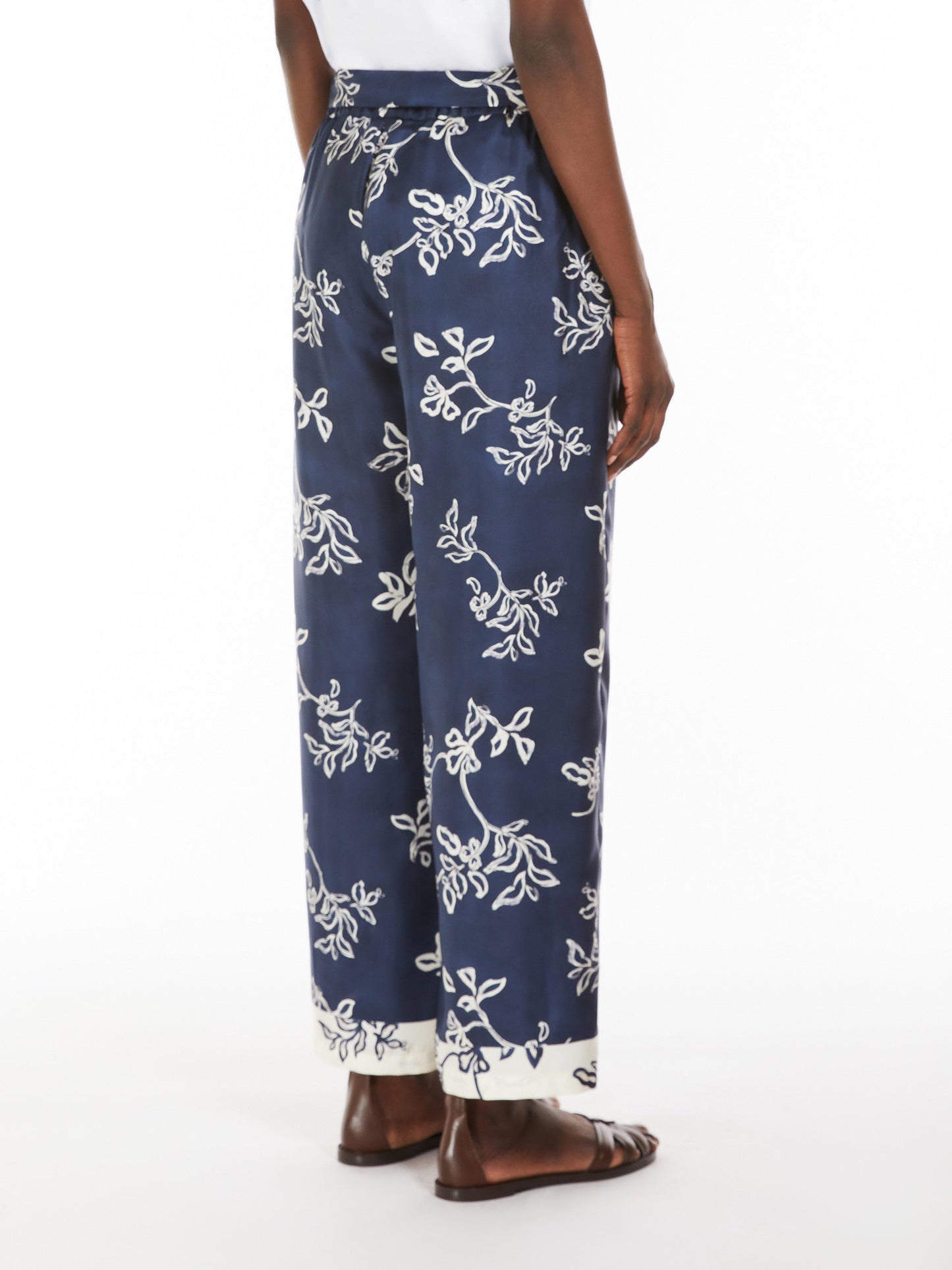 Printed silk belted trousers