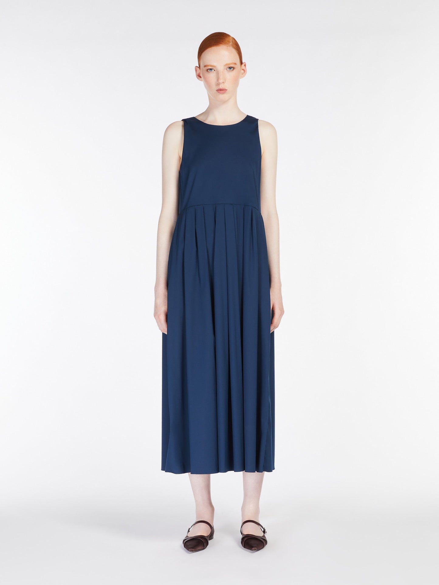 Sleeveless poplin dress