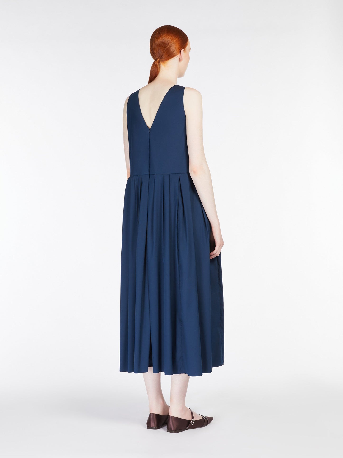 Sleeveless poplin dress
