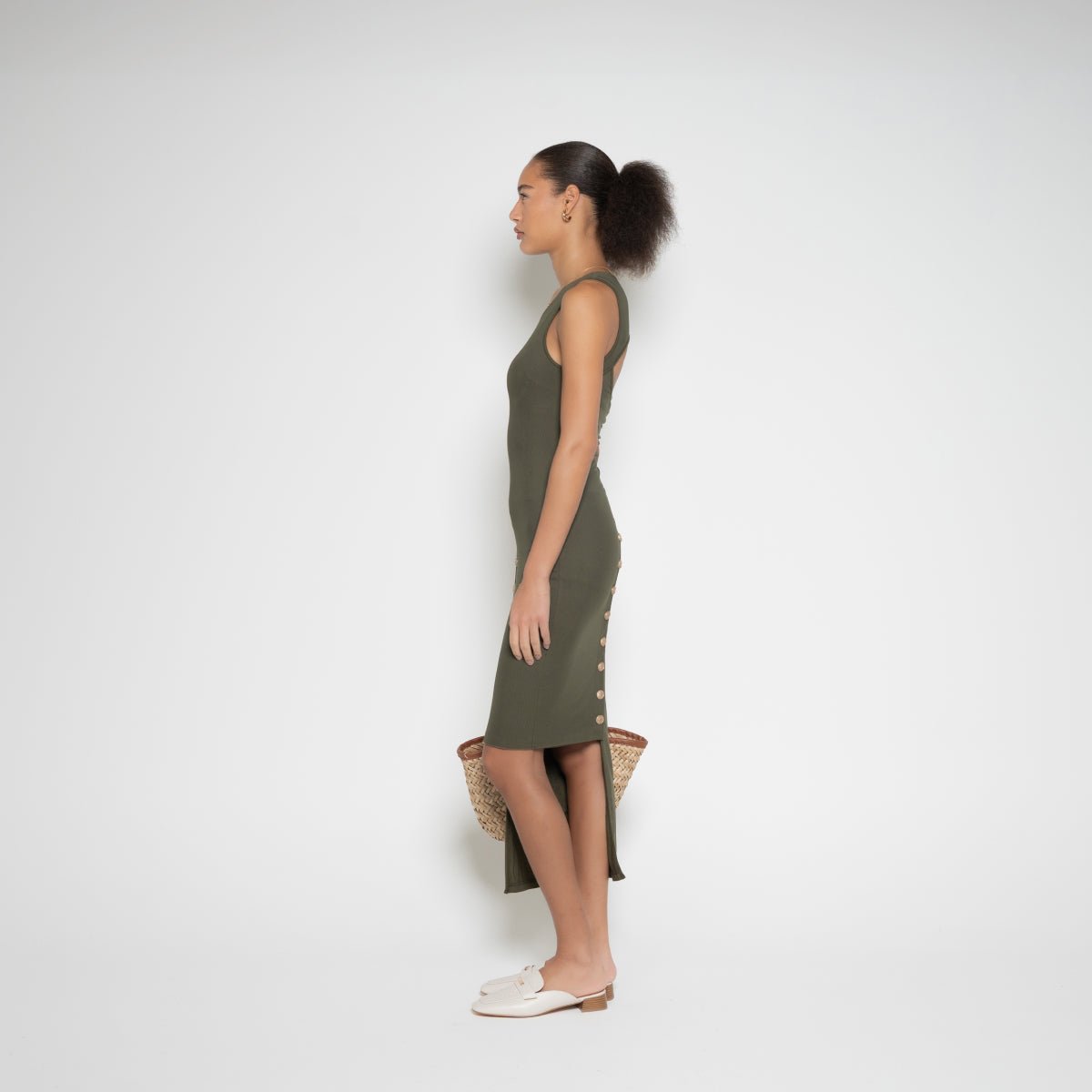 FM Buttoned Maxi Dress – Sleeveless Asymmetric Cut in Lightweight Fabric