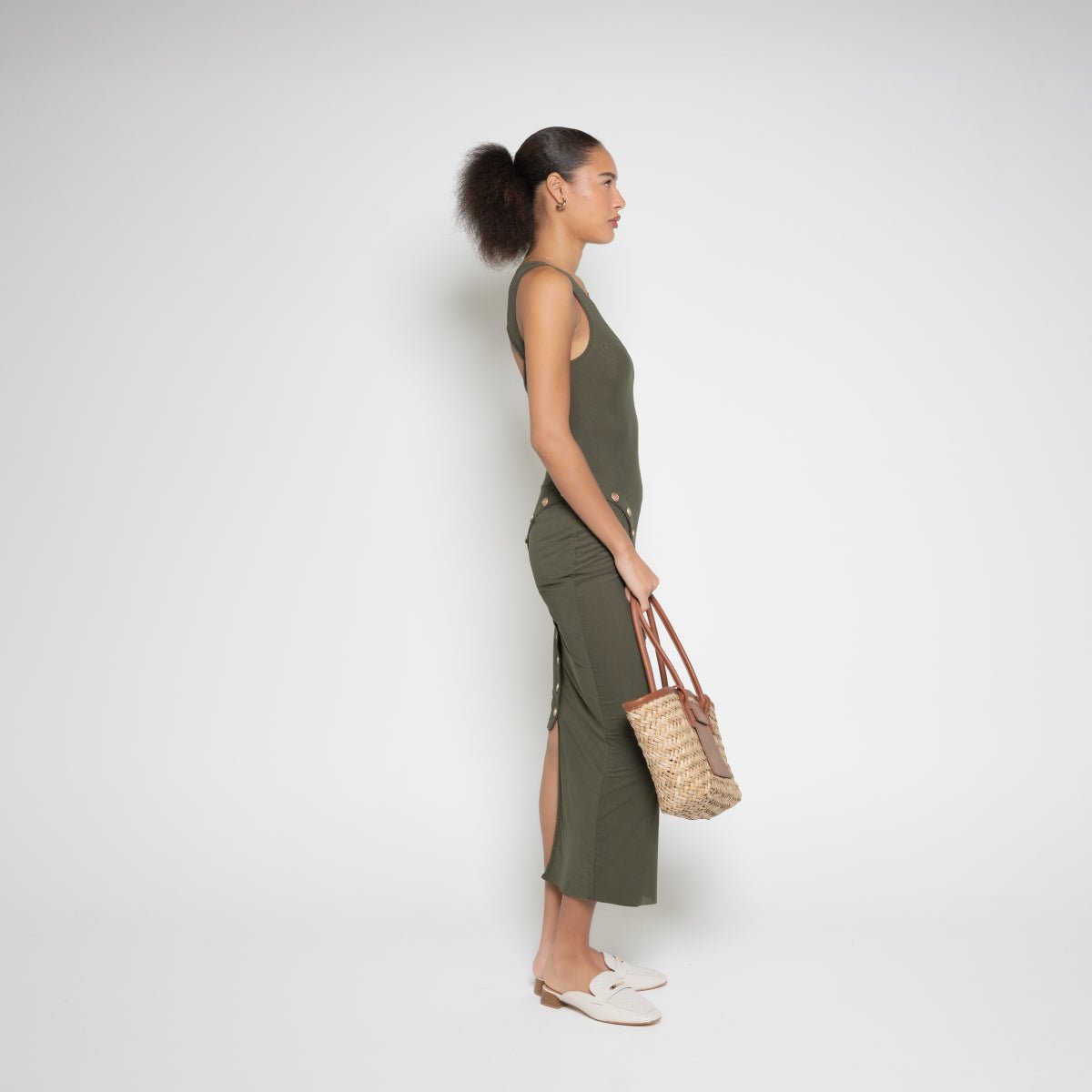 FM Buttoned Maxi Dress – Sleeveless Asymmetric Cut in Lightweight Fabric