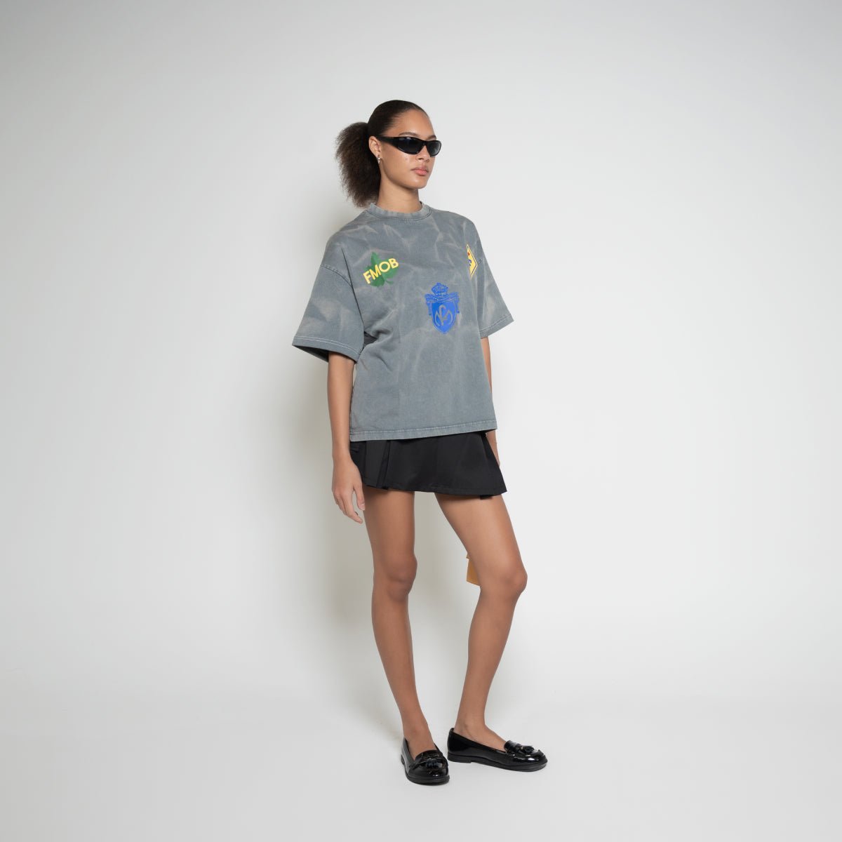 FM Football Crest Graphic T-Shirt – Vintage Grey